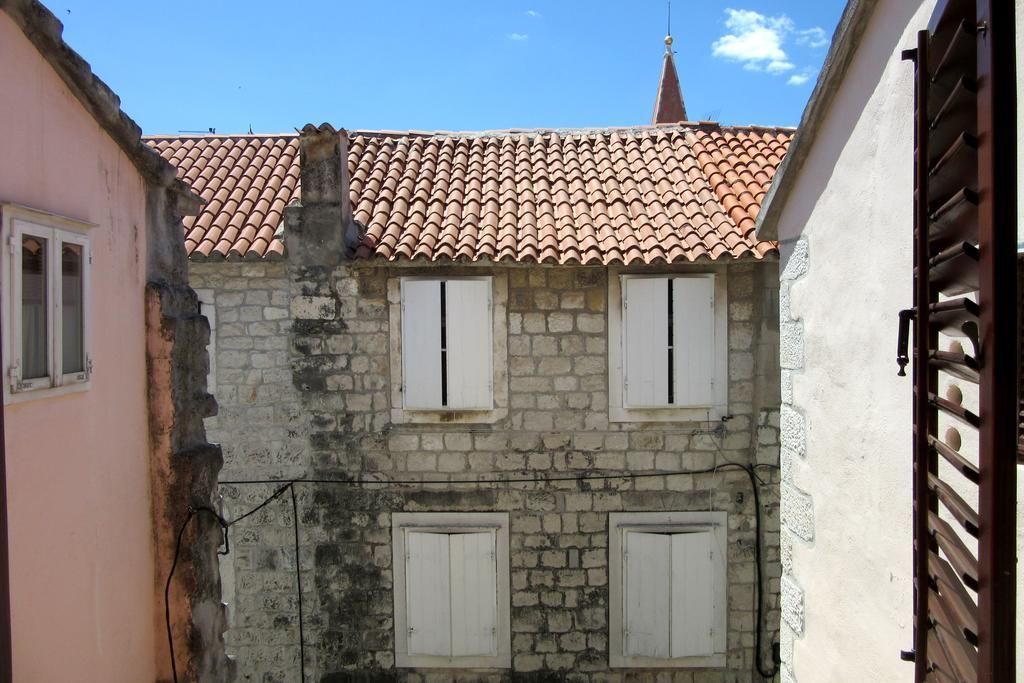 Dobra Apartments Trogir Eksteriør billede