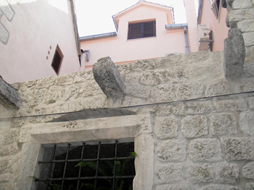 Dobra Apartments Trogir Eksteriør billede